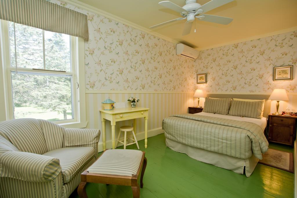 Auberge La Raveaudiere North Hatley Kamer foto
